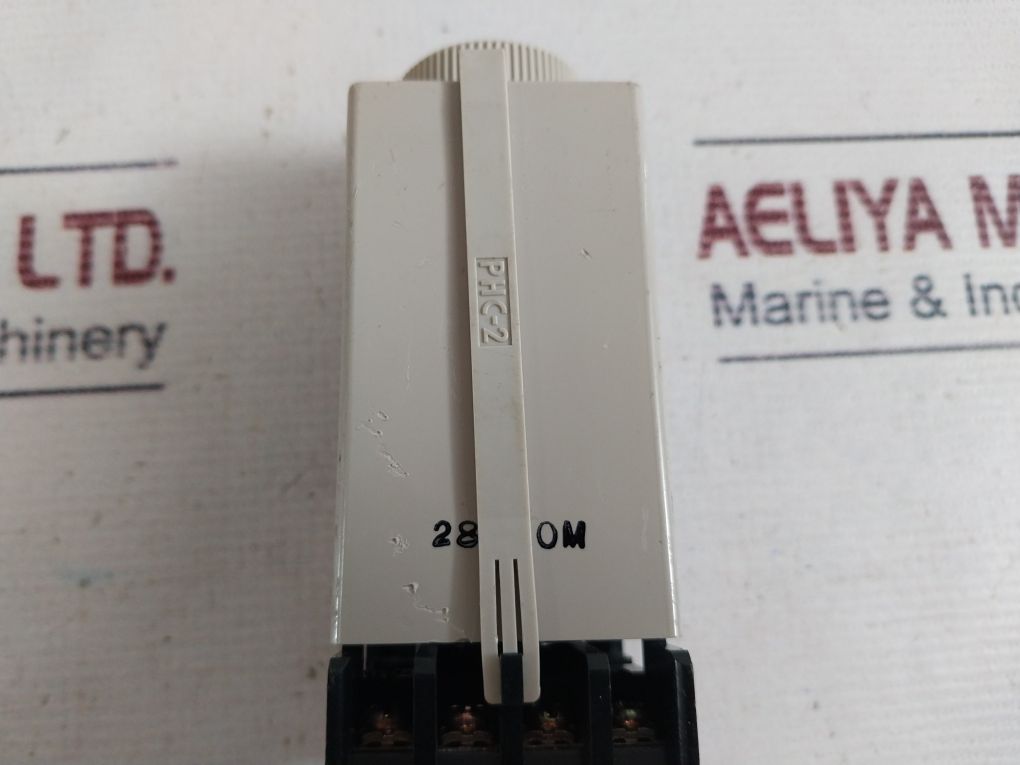 Omron Atss Off Delay Timer With Base 10Sec 220Vac 50/60Hz