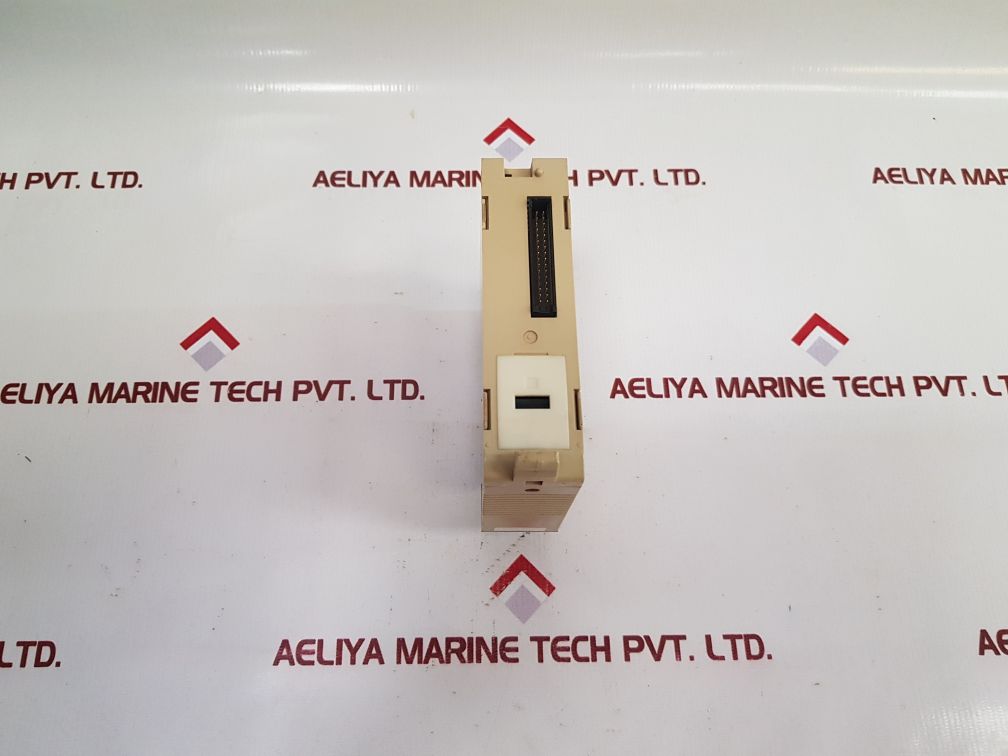 Omron C200H-0C224 Output Unit 24Vdc