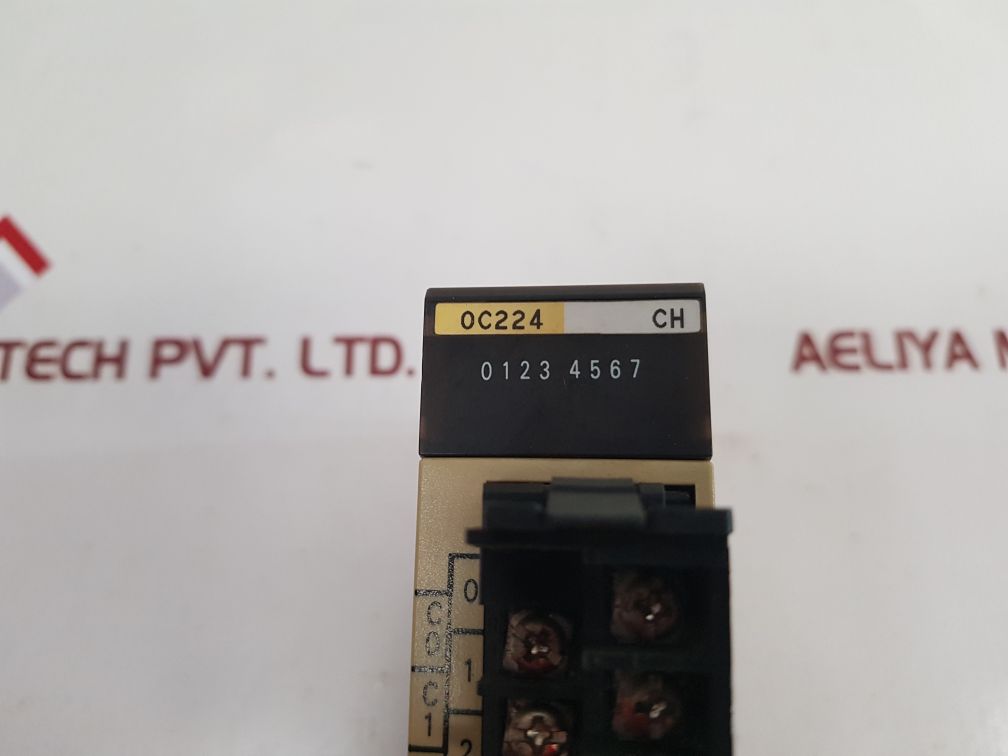 Omron C200H-0C224 Output Unit 24Vdc