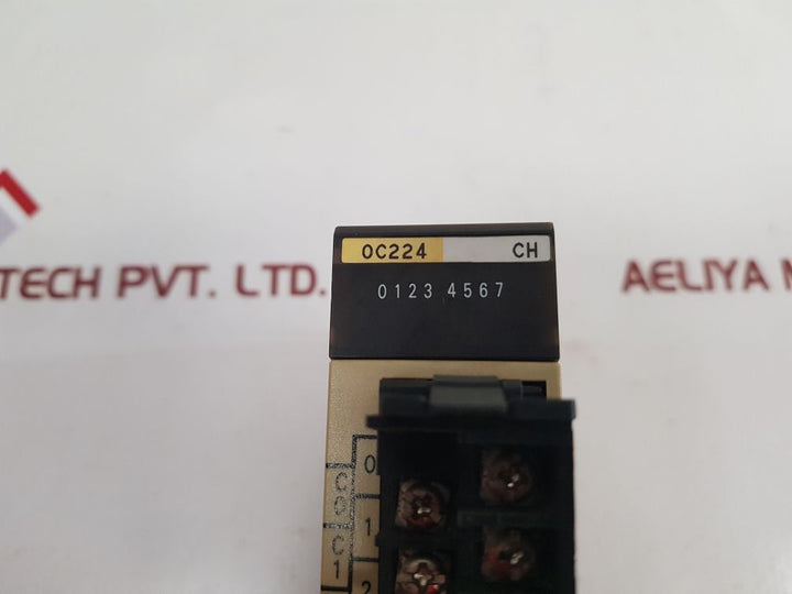 Omron C200H-0C224 Output Unit 24Vdc