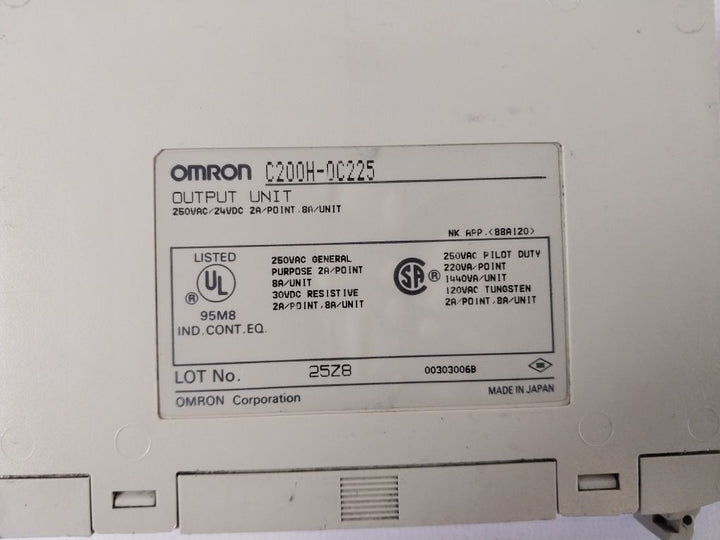Omron C200H-0C225 Output Unit