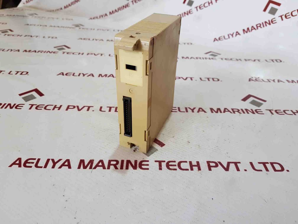 Omron C200H-0D212 Output Unit Free Shipping By Express