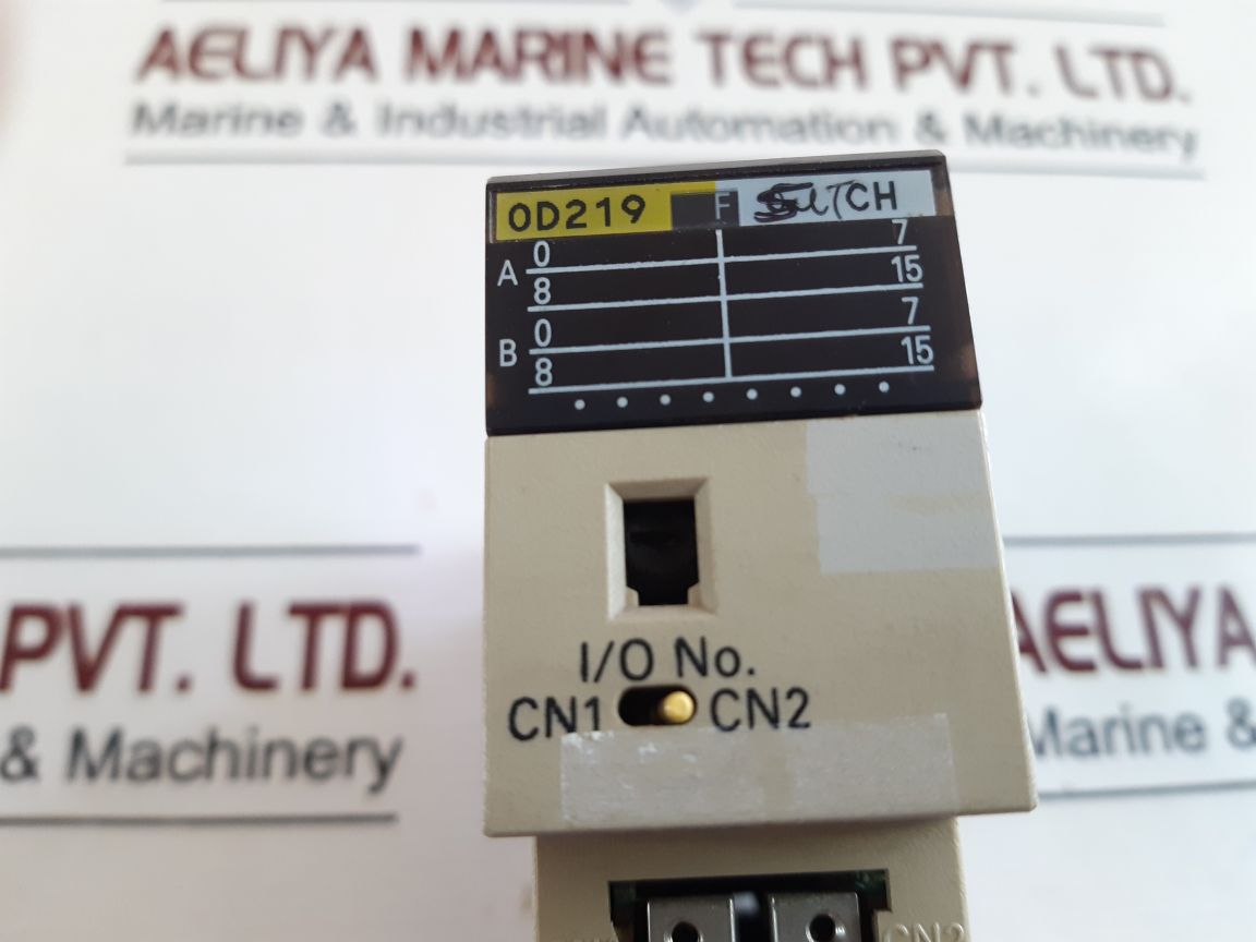Omron C200H-0D219 Output Unit