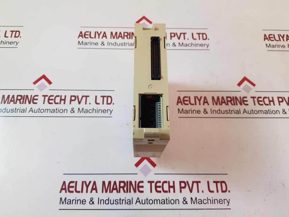 Omron C200H-ia122 Input Unit 10Ma