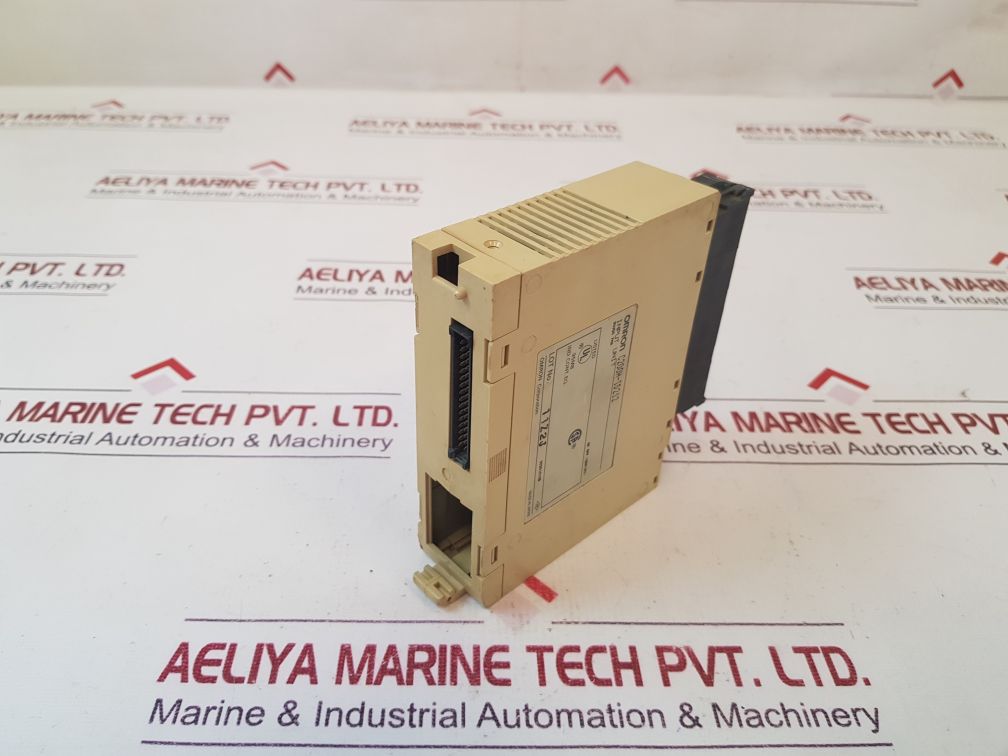 Omron C200H-id212 Input Unit 24Vdc 7Ma Free Shipping