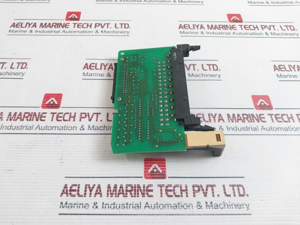 Omron C200H-im211 Printed Circuit Board Pwb 1335919-3C