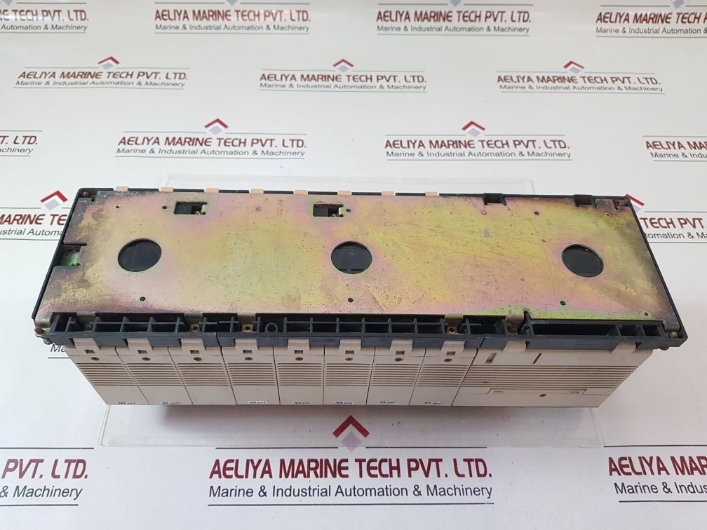 Omron id212,od211,c200h-ps221 module rack