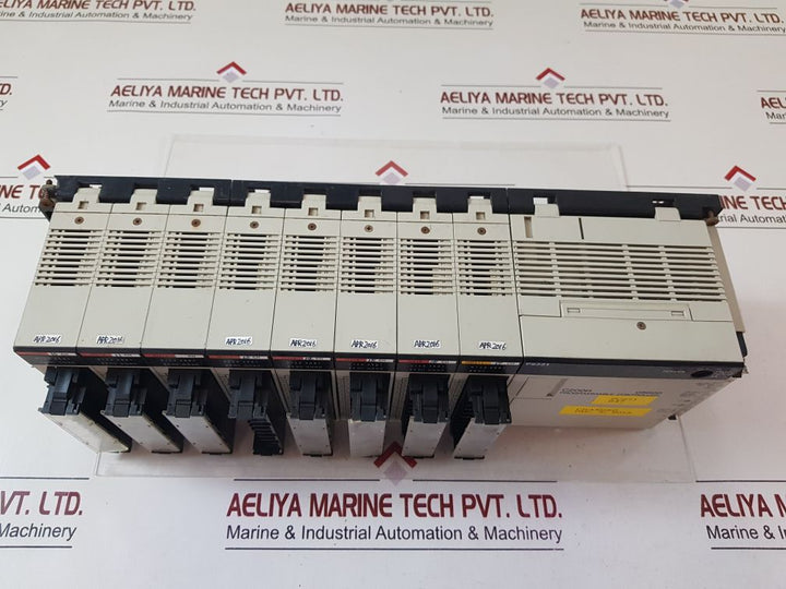 Omron id212,od211,c200h-ps221 module rack