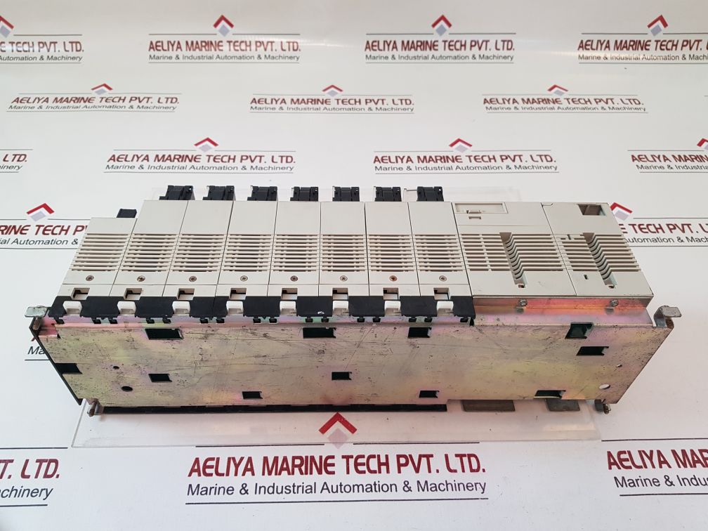 Omron Rm201, Ia 122, Oc222, Oc224,Cpu32, Pa204R Module Rack
