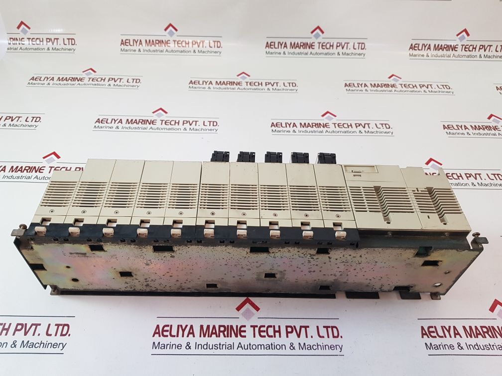 Omron Lk201-v1,Id215,Od215,Oc225,Cpu44-z,Pd024 Module Rack