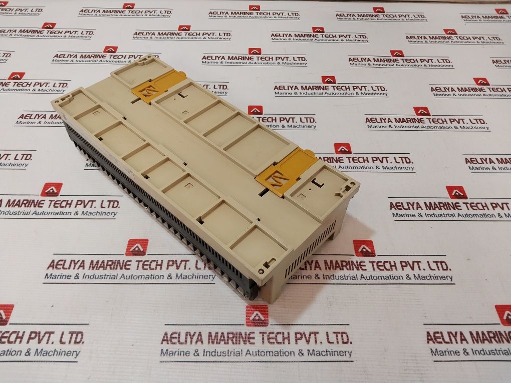 Omron C40H-c2Dr-d-v1 Programmable Controller 24Vdc