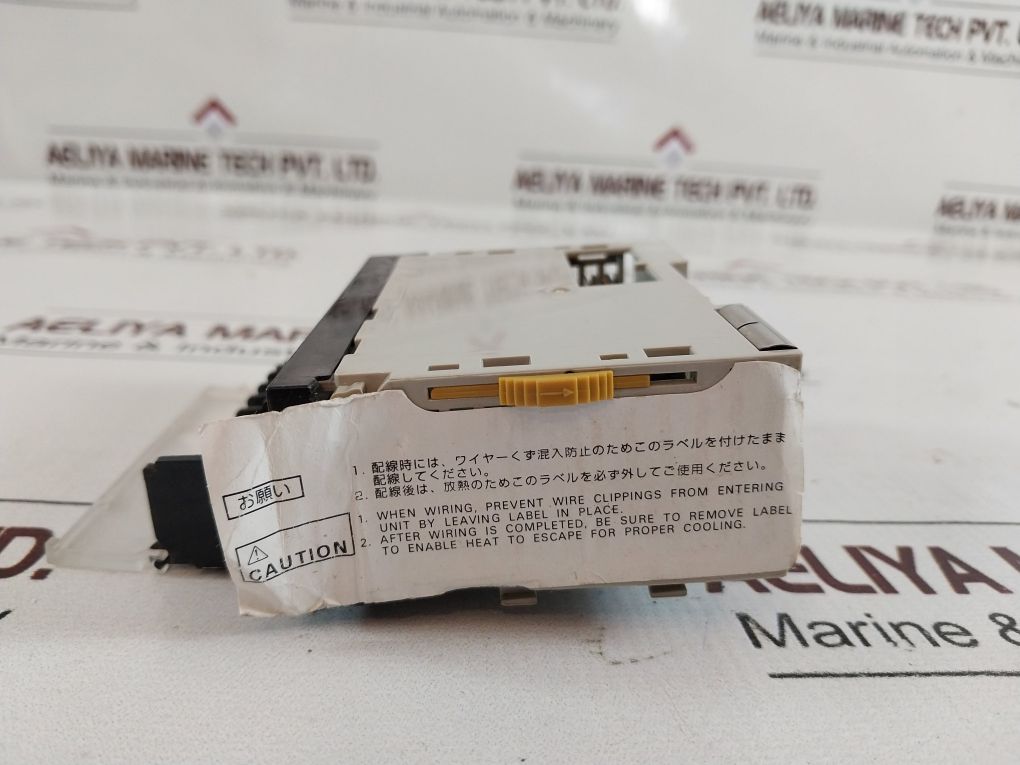 Omron Cj1W-id211 Input Unit 24V Dc 7Ma