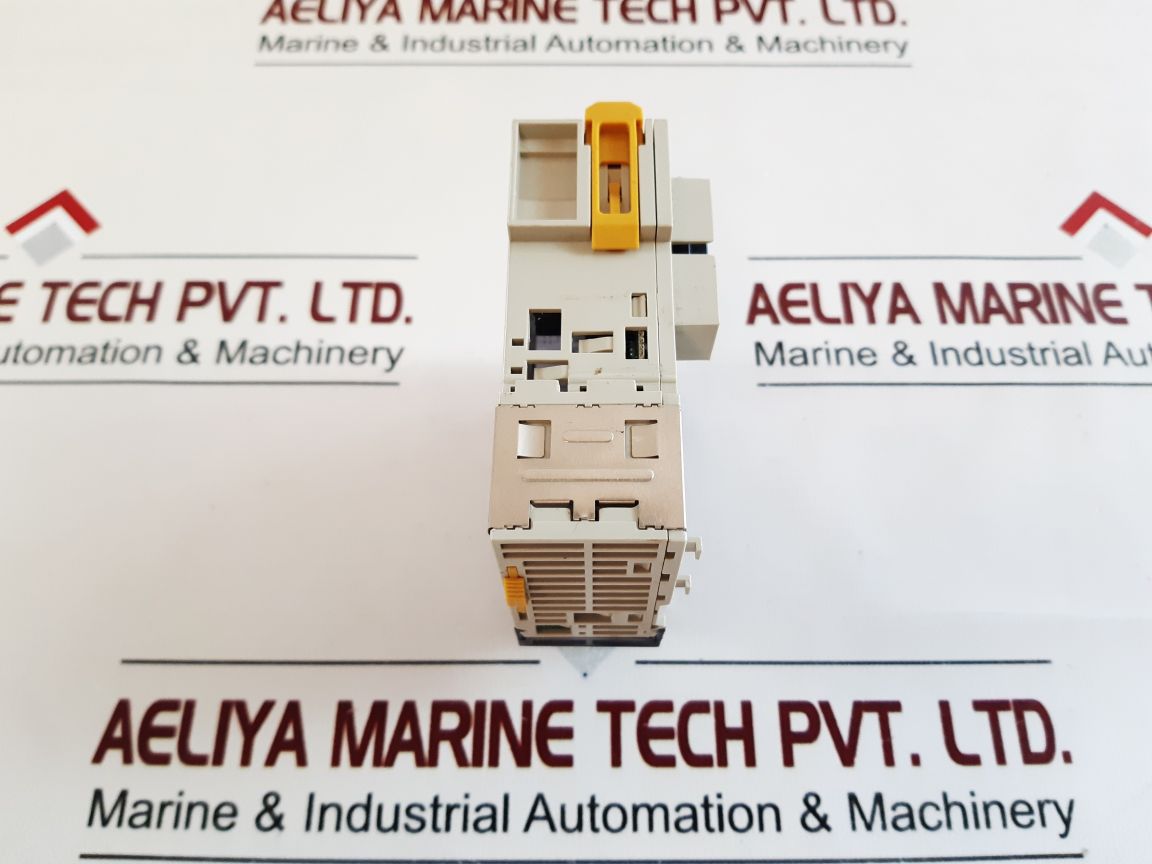 Omron Cj1W-id211 Input Unit 24Vdc ,7Ma