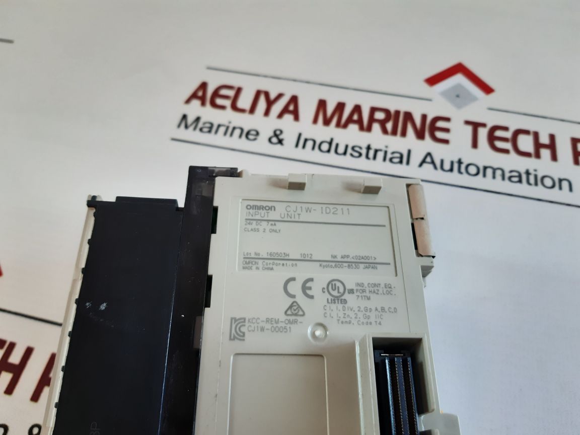 Omron Cj1W-id211 Input Unit 24Vdc ,7Ma