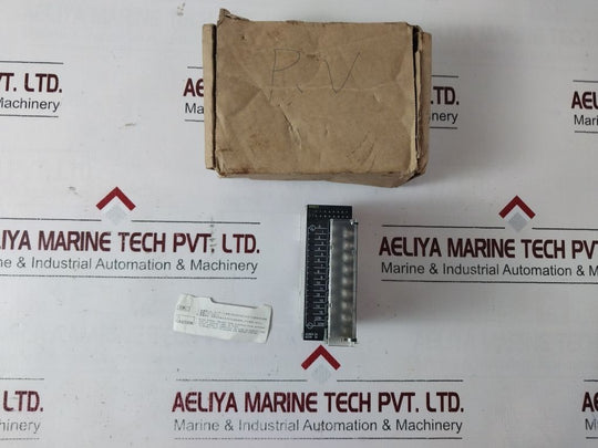 Omron Cj1W-oc211 240V