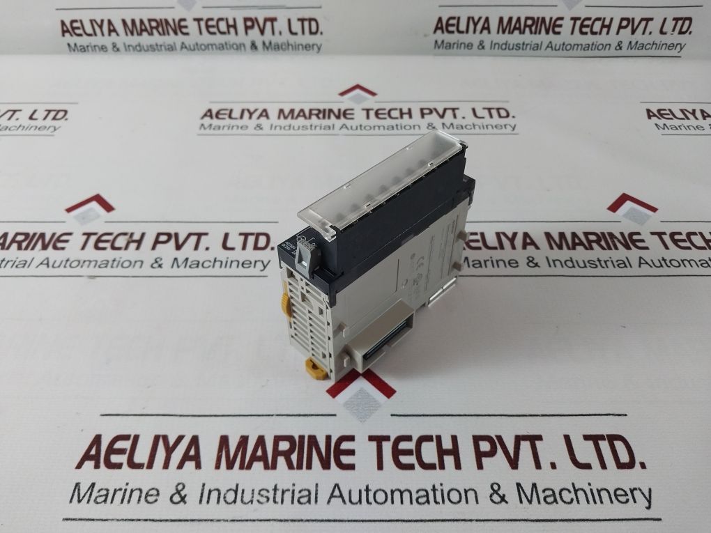 Omron Cj1W-oc211 Plc Output Unit