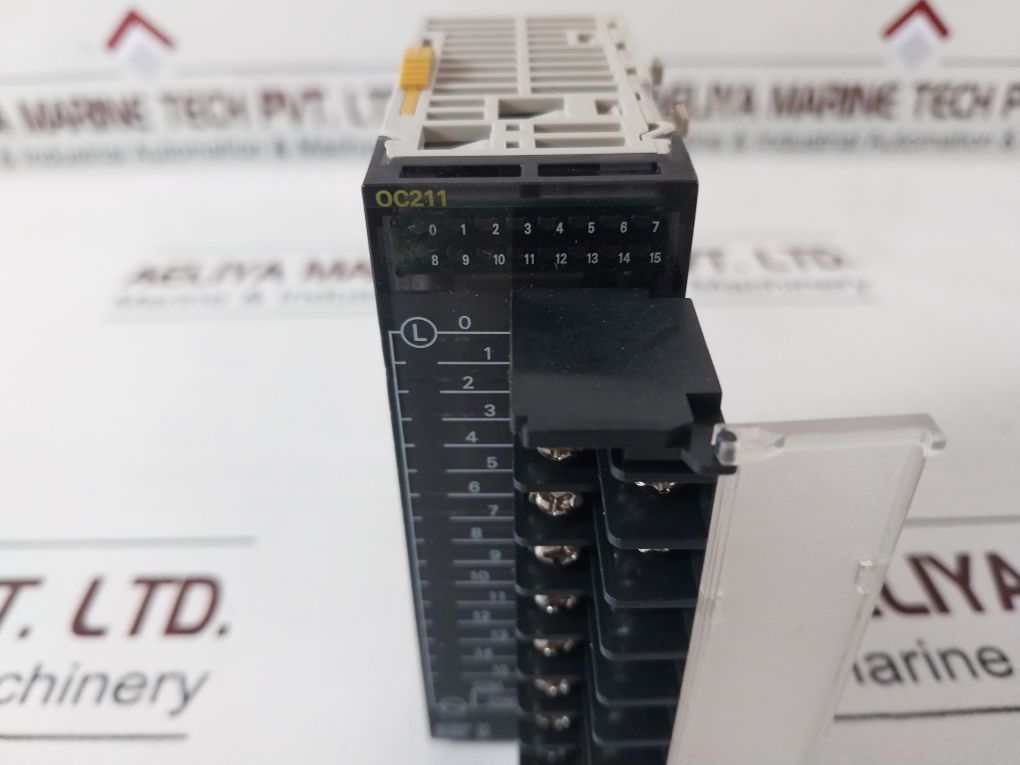 Omron Cj1W-oc211 Plc Output Unit
