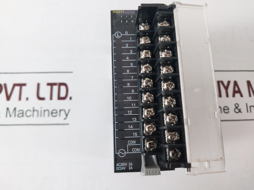Omron Cj1W-oc211 Plc Output Unit