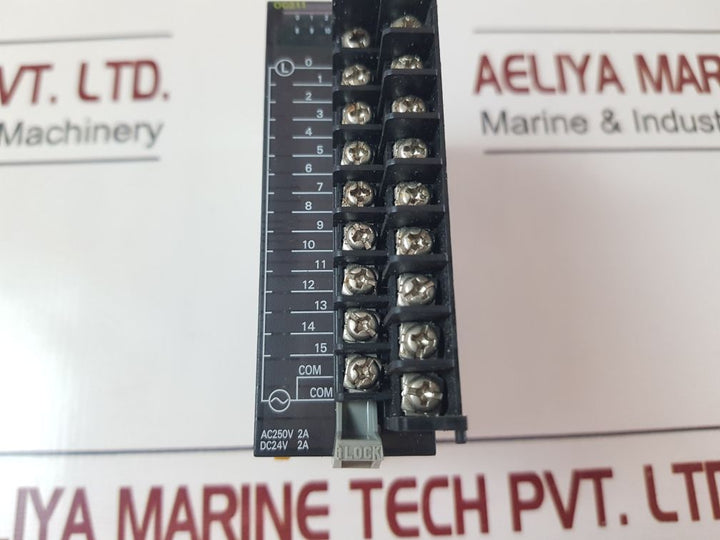 Omron Cj1W-oc211 Output Module 250V Ac24V Dc(Res)
