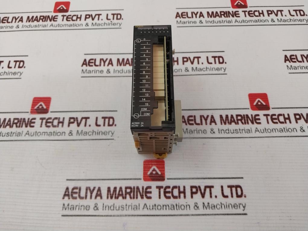 Omron Cj1W-oc211 Plc Output Unit 250V Ac