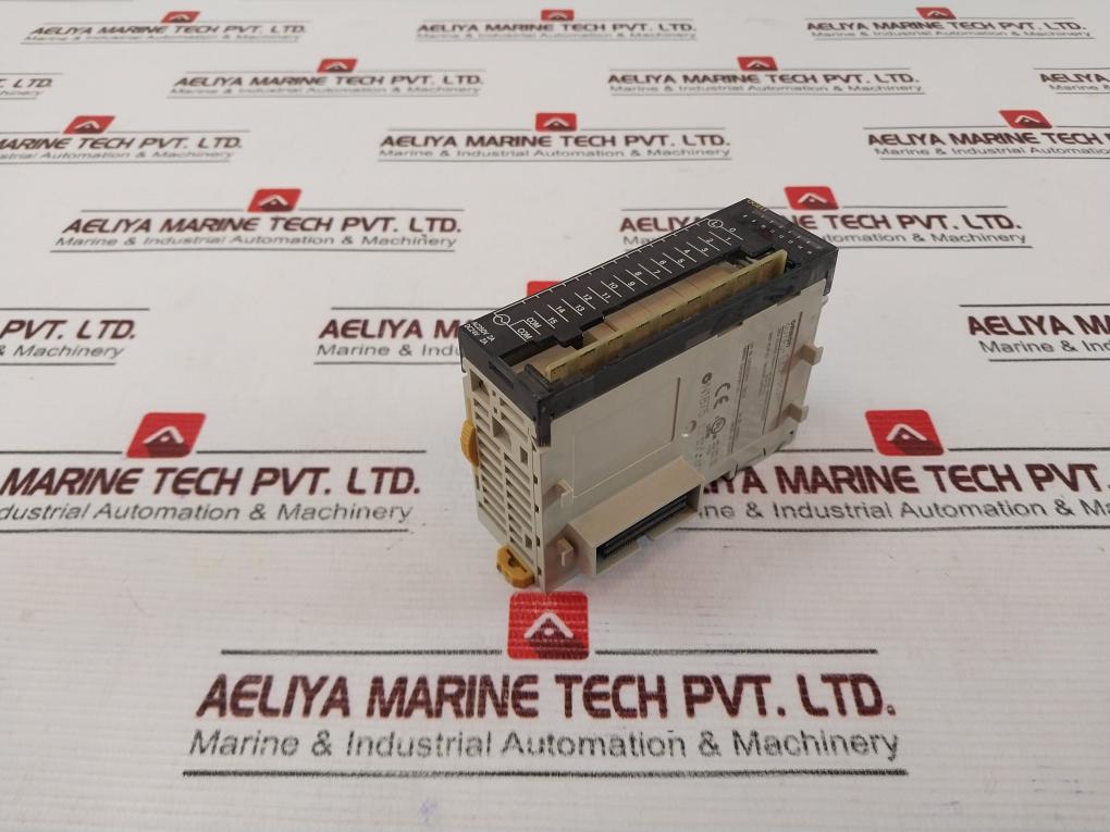 Omron Cj1W-oc211 Plc Output Unit 250V Ac