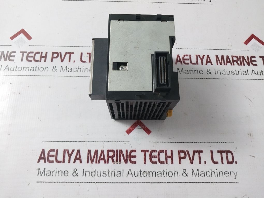 Omron Cj1W-pa205R Power Supply Unit 100-240V Ac