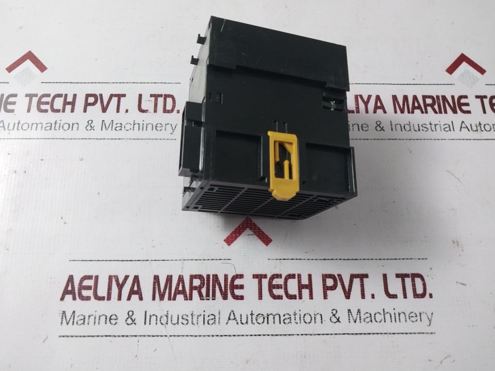 Omron Cj1W-pa205R Power Supply Unit 100-240V Ac