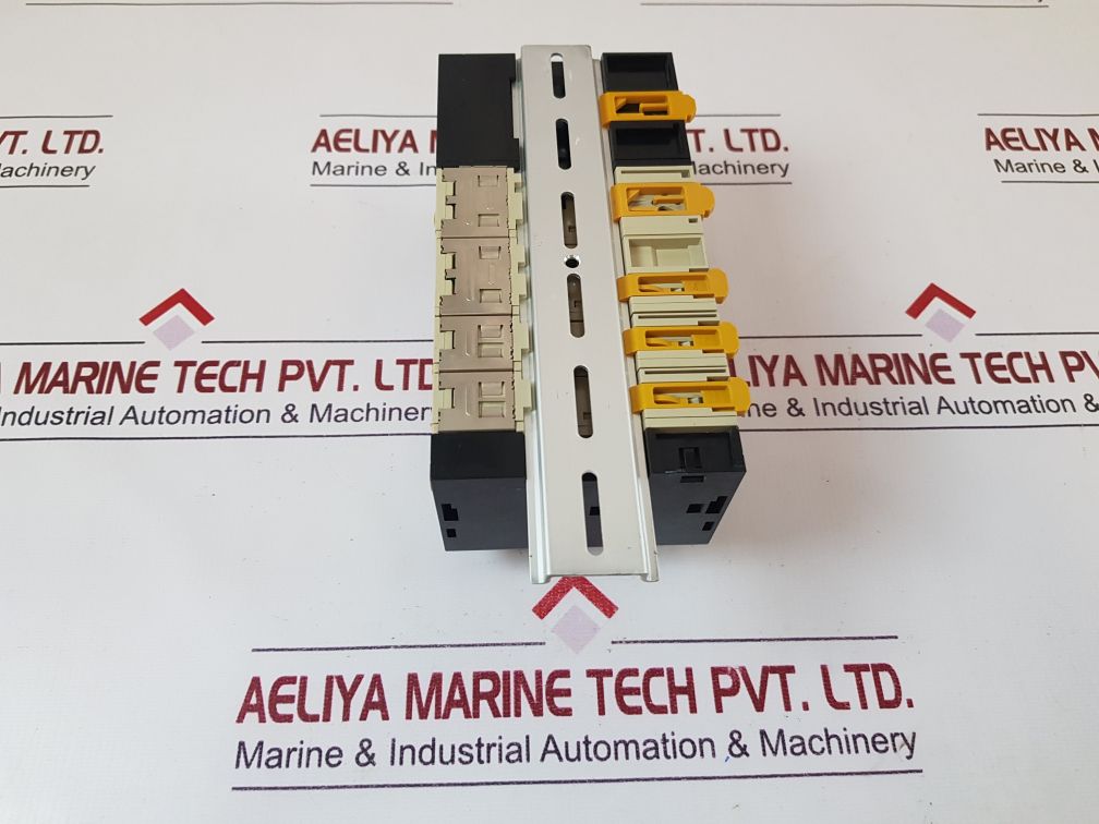 Omron Cj1W-pd025,Cj1M-cpu11,Md233,Id232,Od233 Module Rack