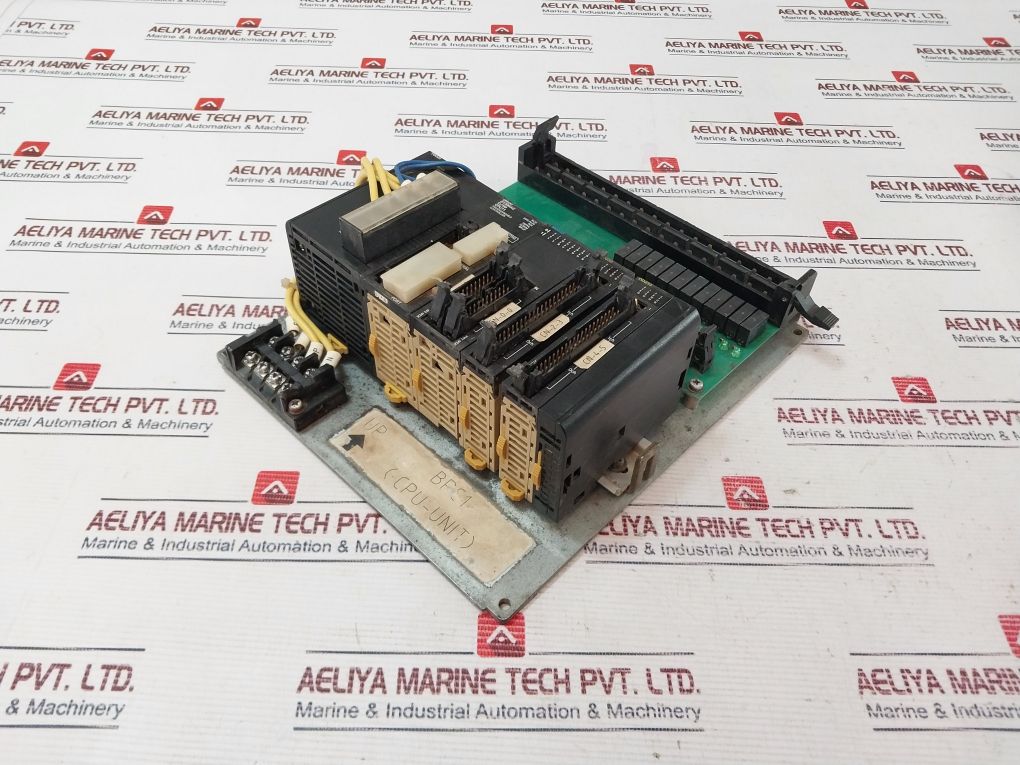 Omron Cj1W-pd025 Power Supply Unit Dc24V 0.5A