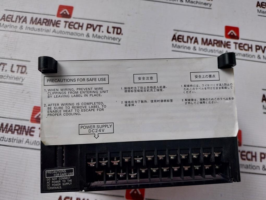 Omron Cp1L-m30Dt1-d Programmable Controller