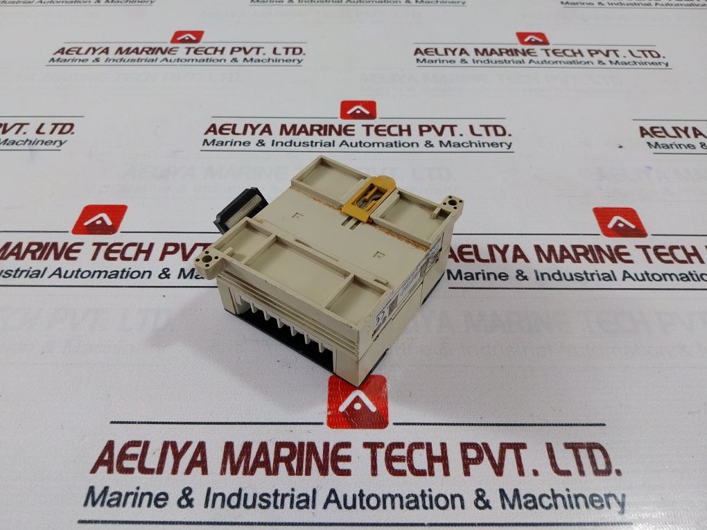 Omron Cpm1A-20Edr1 In/Out Unit 24V Dc 5Ma