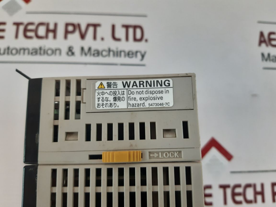 Omron Cpm2C-8Er,Mad11,Ts001,8Er Module Rack