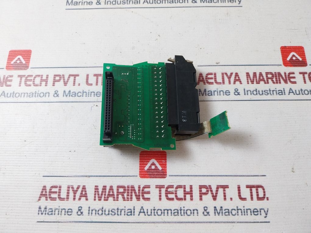 Omron Cqm1-id212-1 Input Module