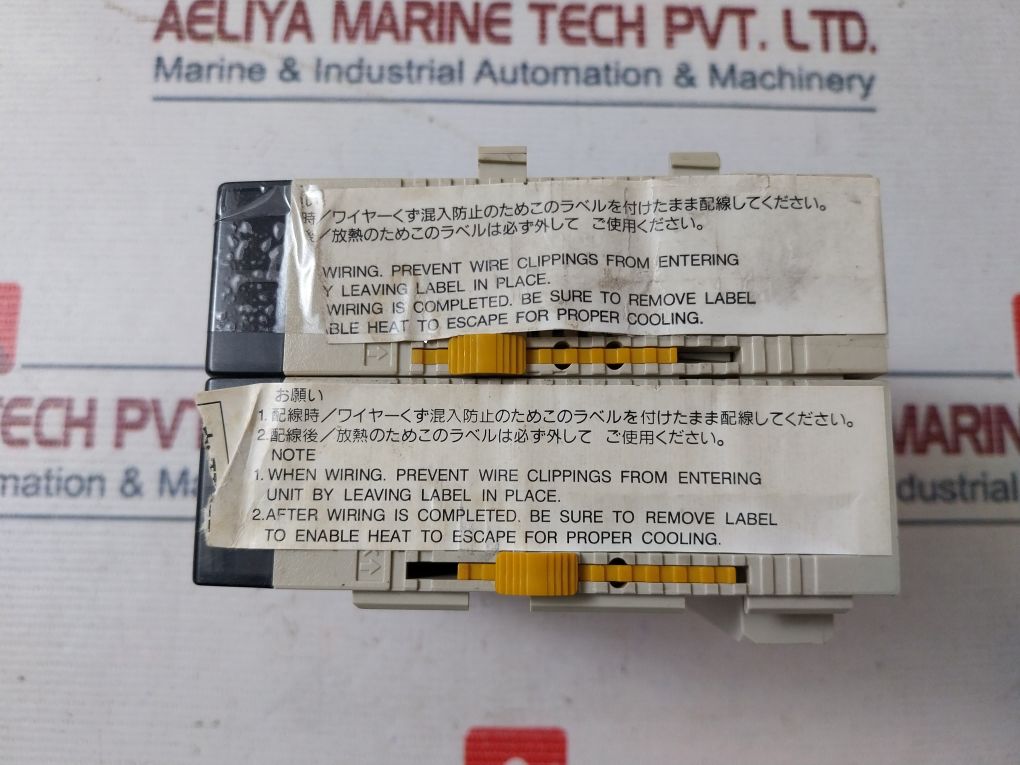 Omron Cqm1-oc222 Output Module 250V Ac