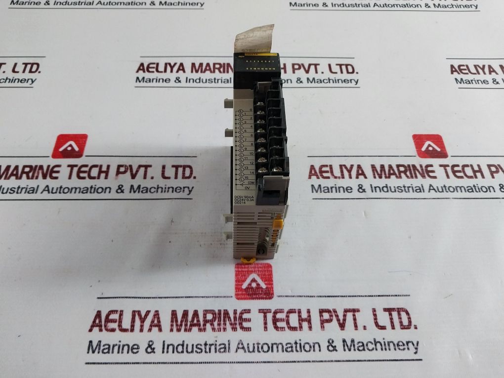 Omron Cqm1-od214 Output Module