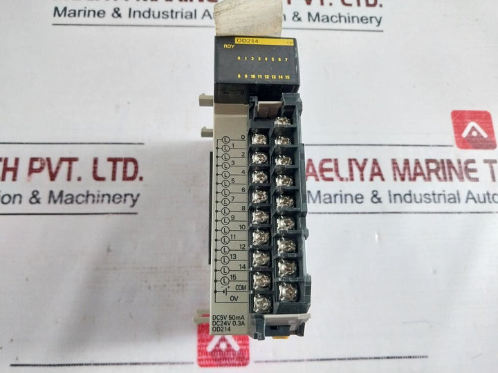 Omron Cqm1-od214 Output Unit Dc5V 50Ma Dc24V 03A
