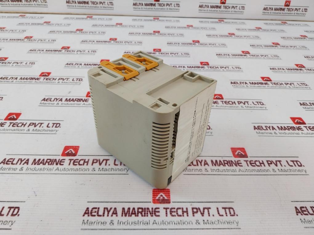 Omron Cqm1-pa206 Power Supply Unit 100-240Vac 50/60Hz