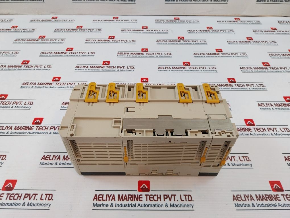 Omron Cqm1H-cpu11 Programmable Controller Dc24V 6Ma