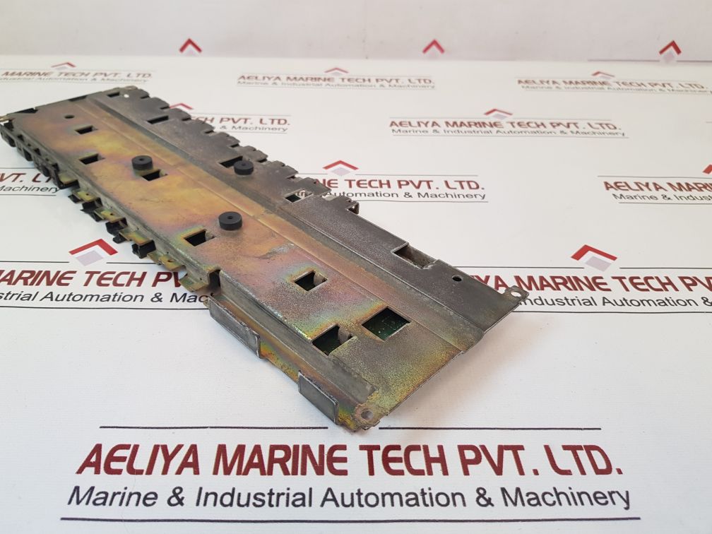 Omron Cs1W-bc083 Base Unit 1223858-9D