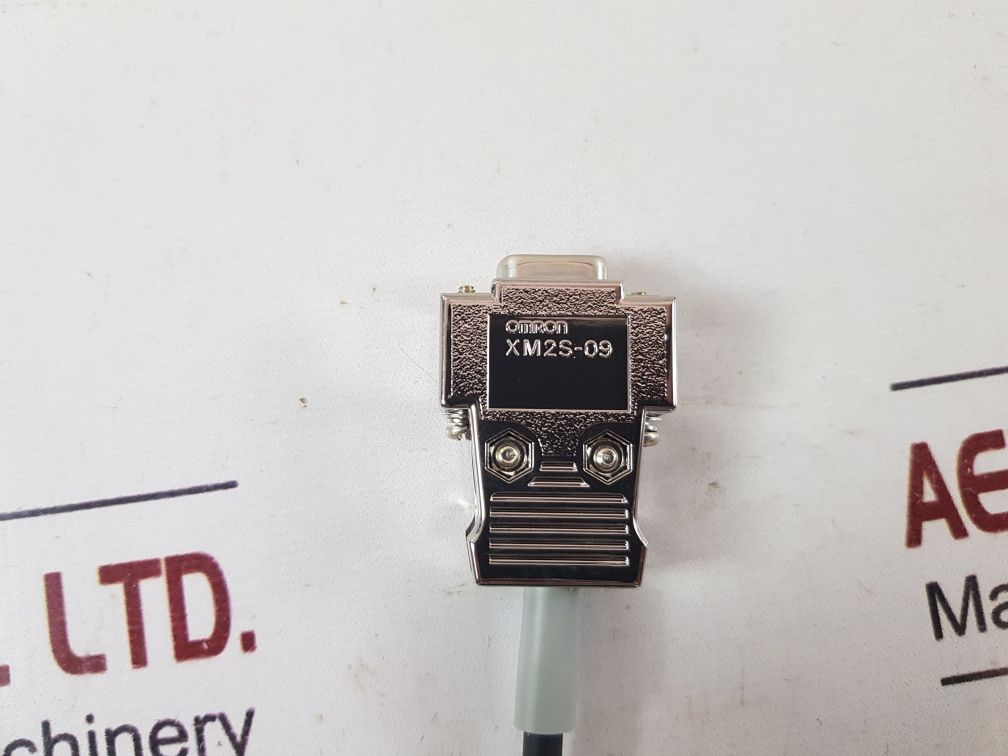 Omron cs1w-cn226 interface connector cable xm2s-09