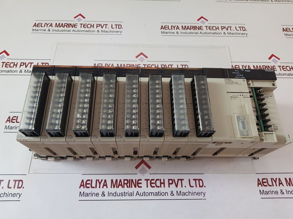 Omron ia111,cs1w-id211,cs1g-cpu43h,pa204r modules rack