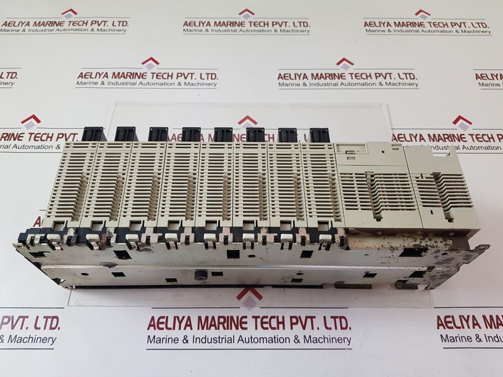 Omron ia111,cs1w-id211,cs1g-cpu43h,pa204r modules rack