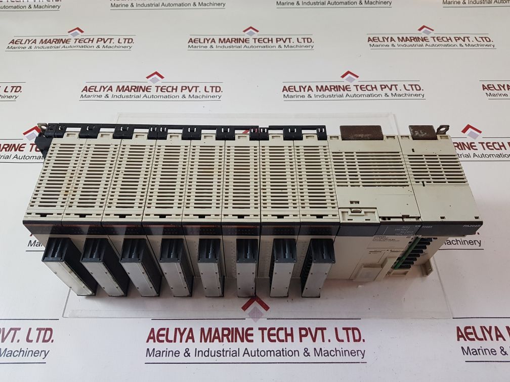Omron ia111,cs1w-id211,cs1g-cpu43h,pa204r modules rack