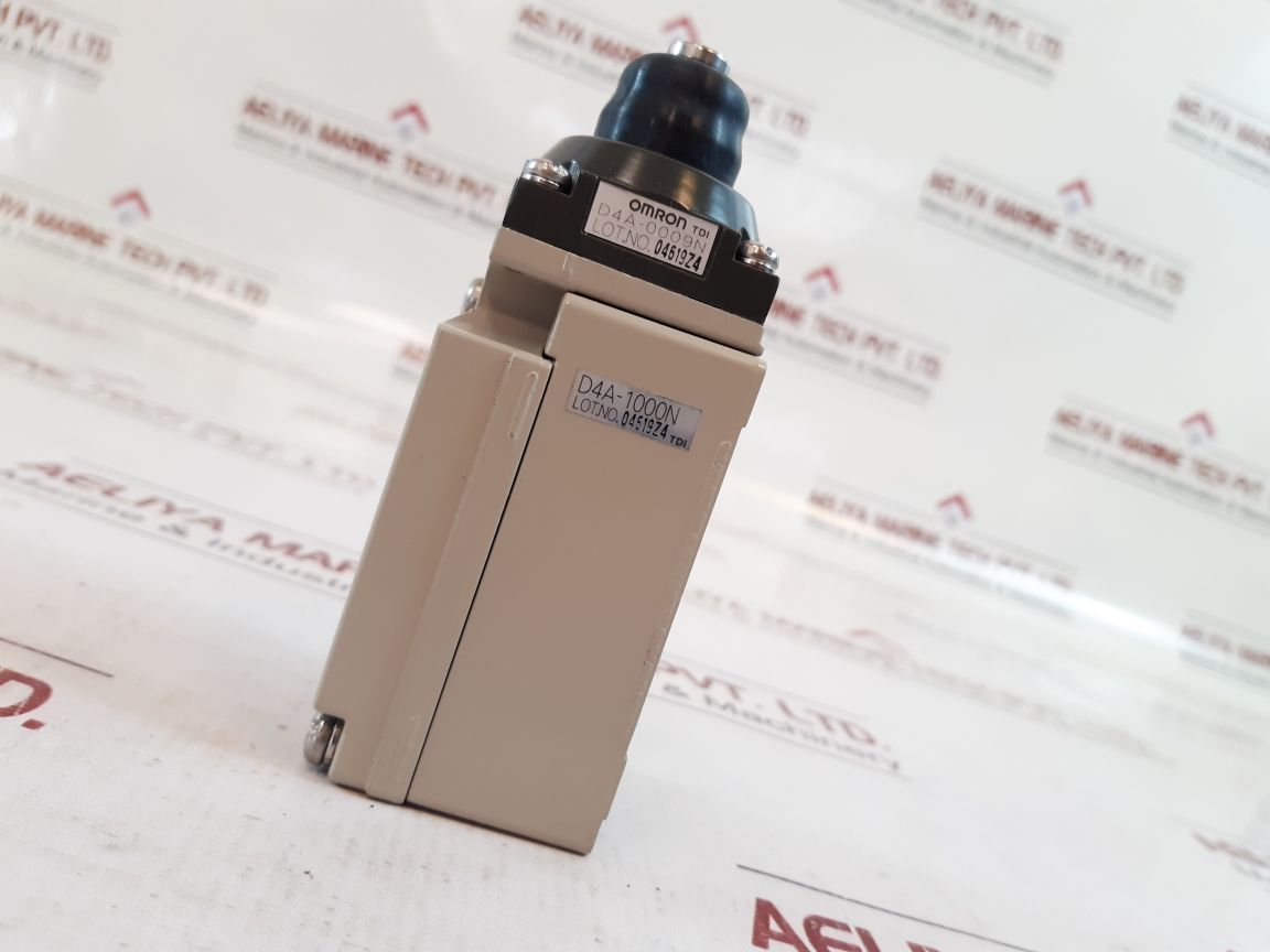 Omron D4A-1109N Limit Switch