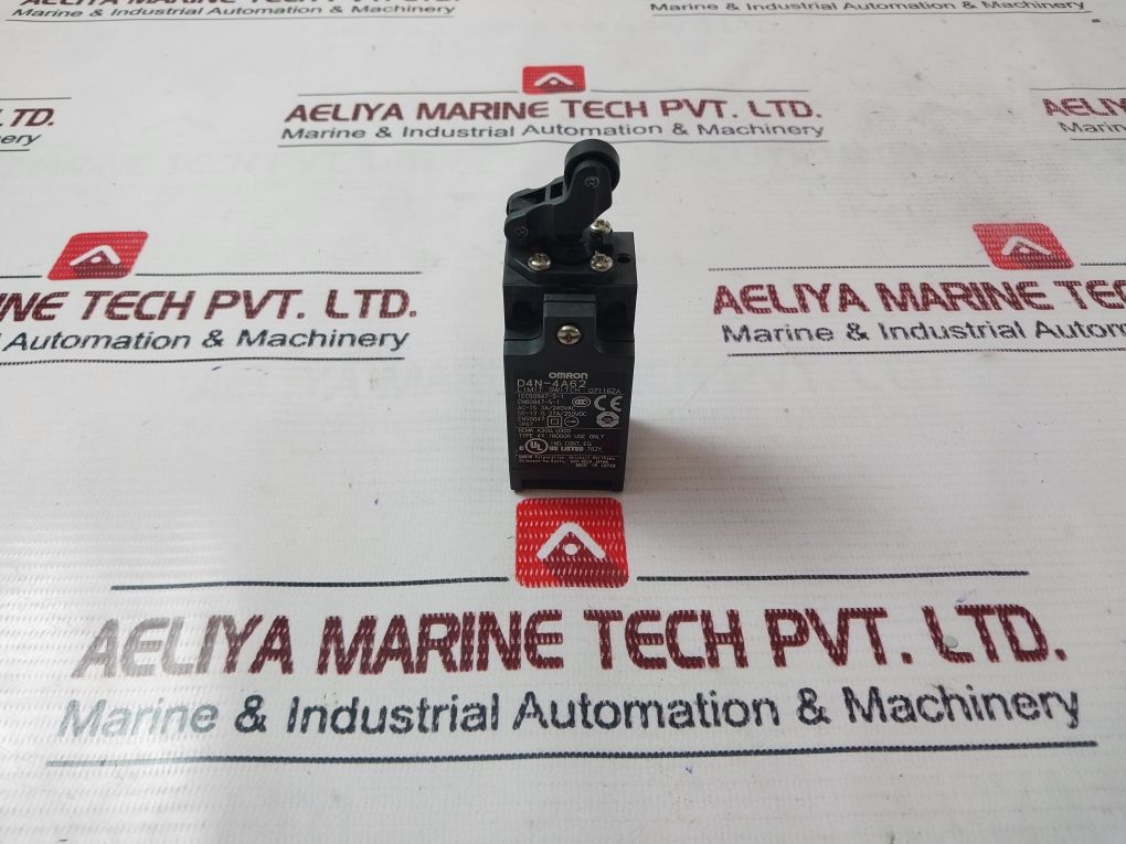 Omron D4N-4A62
