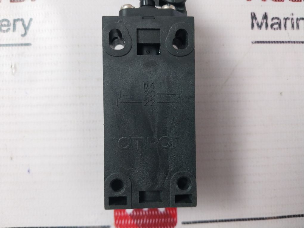 Omron D4N-4A62 Limit Switch 3A 240V Ac