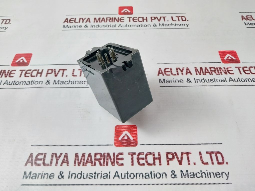 Omron Dts Solid State Timer 0-30 Seconds 250V Ac