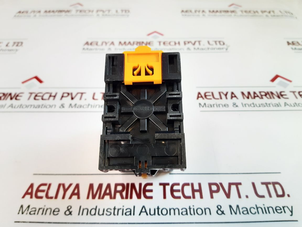 Omron Dts Solid State Timer 0 To 1.0 Seconds With Base Free Shipping