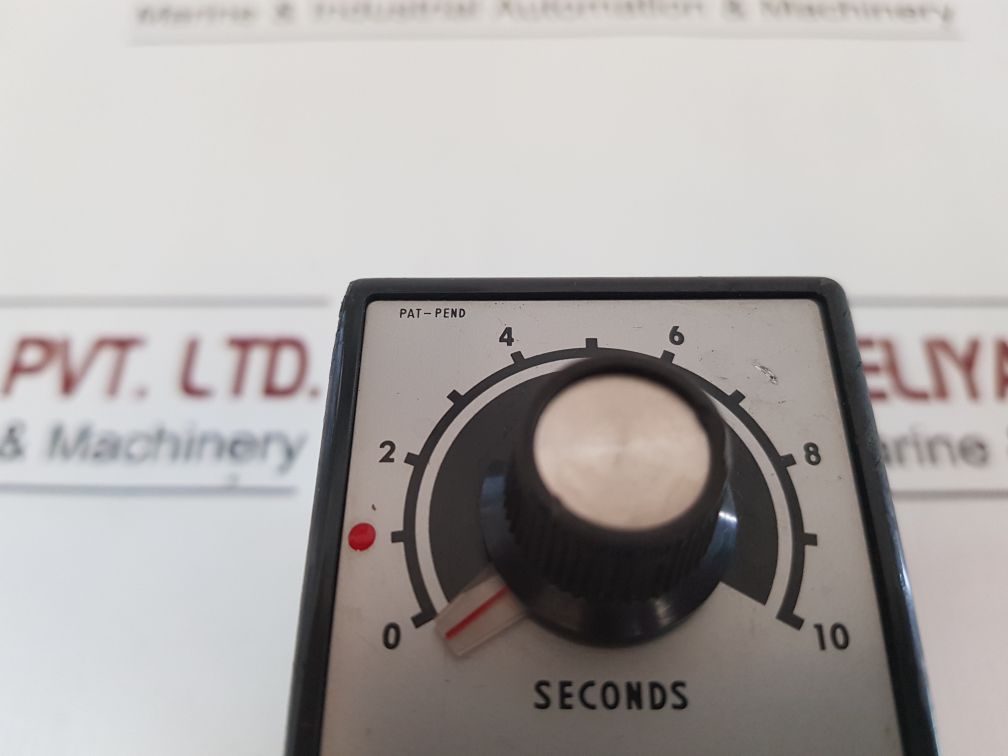 Omron Dts Solid State Timer 0-10 Seconds With Base