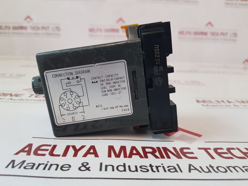 Omron Dts Solid State Timer 0-10 Seconds With Base